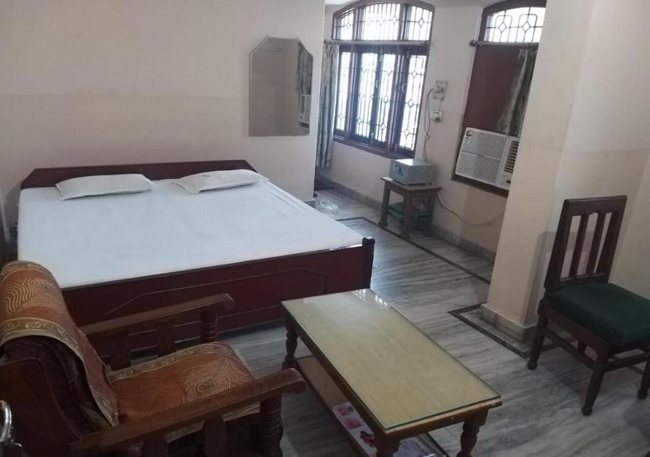 Hotel Krishan Kanhiya Jaunpur Exterior foto